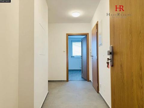 Pronájem bytu 1+kk, Benešov, Hodějovského, 33 m2