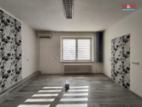 Pronájem obchodního prostoru, Ostrava - Radvanice, Hviezdoslavova, 24 m2