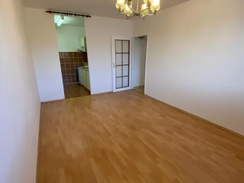 Pronájem bytu 2+kk, Praha - Nusle, Nuselská, 42 m2