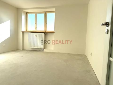 Prodej bytu 1+kk, Ostrava, Komenského, 31 m2