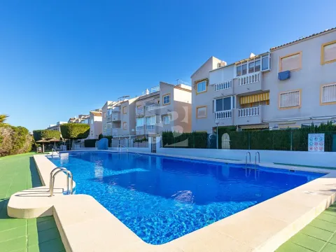 Prodej bytu 2+kk, Torrevieja, Španělsko, 80 m2