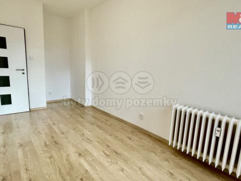 Pronájem bytu 1+kk, Třinec - Lyžbice, Beskydská, 18 m2