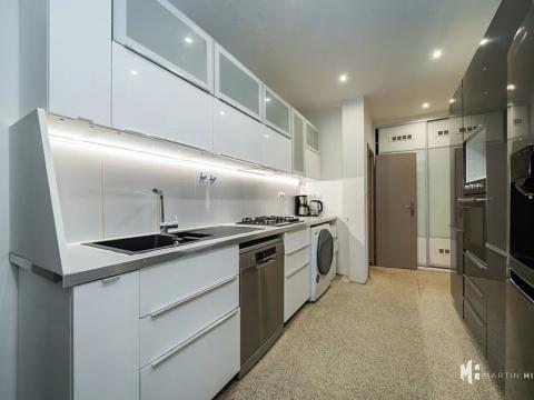 Pronájem bytu 4+kk, Praha - Karlín, U nádražní lávky, 112 m2