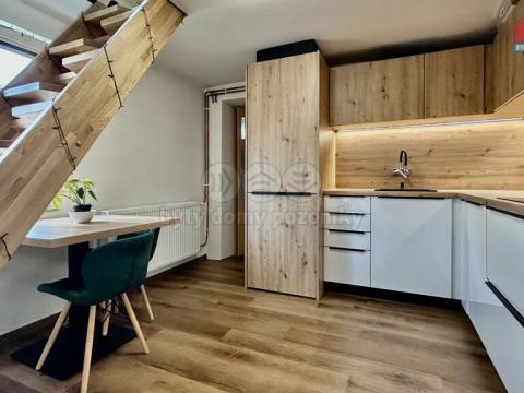 Prodej chaty, Vsetín, Semetín, 72 m2