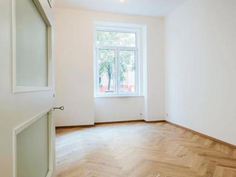 Pronájem bytu 2+1, Praha - Vinohrady, Kolínská, 60 m2