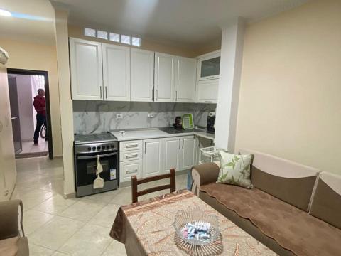 Prodej bytu 1+kk, Rruga Skenderbeu, Mali Robit Golem, Mali i Robit, Albánie, 31 m2