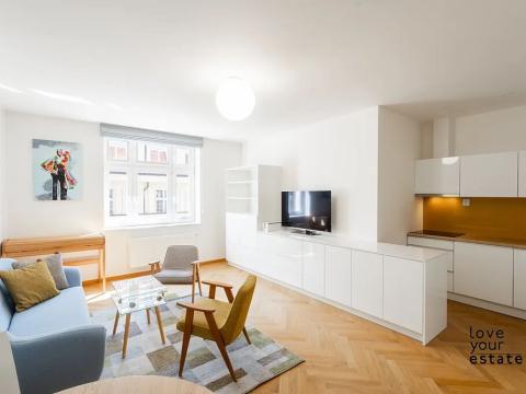 Pronájem bytu 2+kk, Praha - Holešovice, U smaltovny, 50 m2