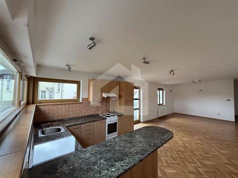 Pronájem bytu 2+kk, České Budějovice - České Budějovice 6, U Tří lvů, 84 m2