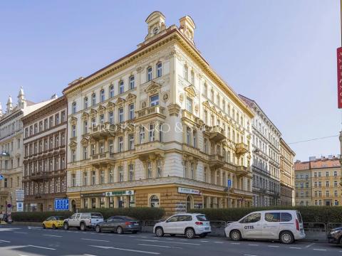 Pronájem obchodního prostoru, Praha - Nové Město, Tyršova, 32 m2
