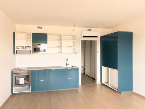 Pronájem bytu 1+kk, Praha - Hloubětín, Poděbradská, 37 m2