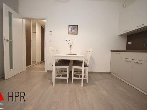 Pronájem bytu 1+kk, Brno, Poříčí, 43 m2