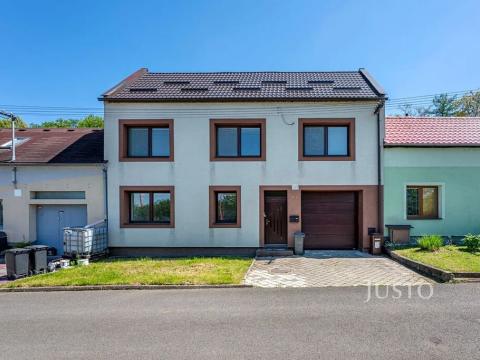 Prodej rodinného domu, Uherské Hradiště, U Cihelny, 246 m2
