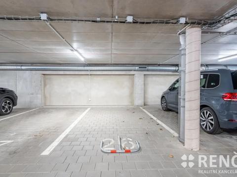 Pronájem garážového stání, Brno, Milady Horákové, 12 m2