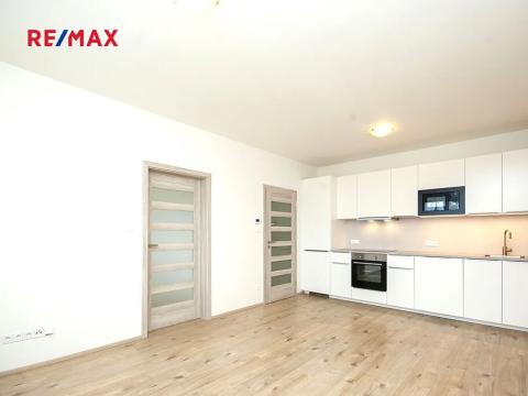 Pronájem bytu 2+kk, Praha - Ďáblice, Ďáblická, 42 m2