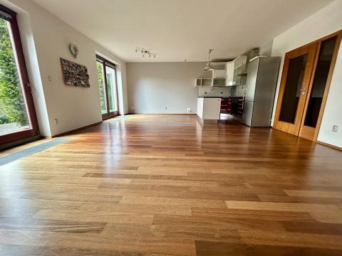 Pronájem rodinného domu, Praha - Klánovice, Jeníkovická, 220 m2