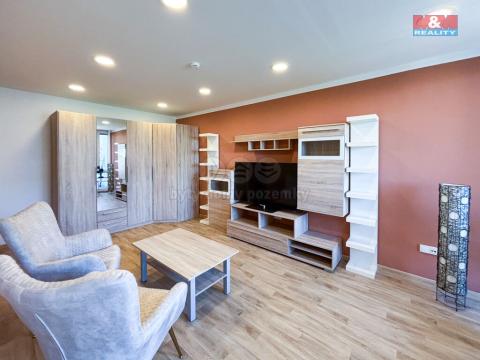 Pronájem bytu 3+1, Praha - Kobylisy, Kaňkovského, 72 m2