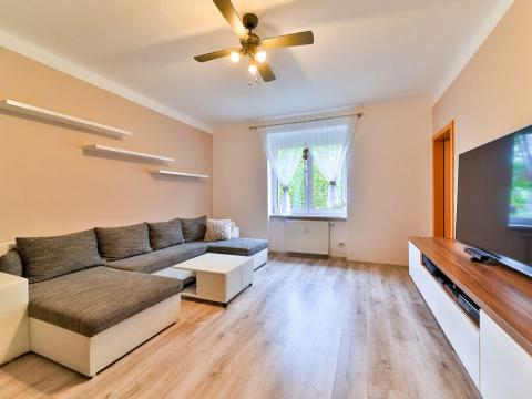 Prodej bytu 4+1, Sokolov, Heyrovského, 91 m2
