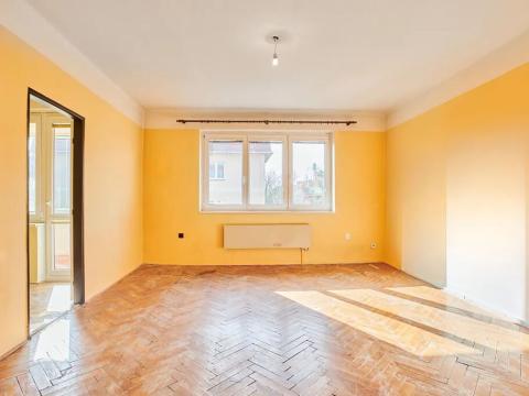 Prodej bytu 4+1, Praha - Suchdol, K Horoměřicům, 86 m2