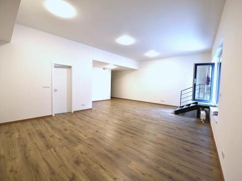 Pronájem obchodního prostoru, Praha - Modřany, Zlochova, 57 m2