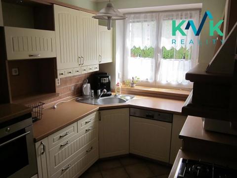Pronájem bytu 3+1, Karlovy Vary, Šumavská, 77 m2