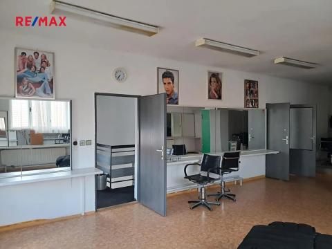 Pronájem kanceláře, Praha - Libuš, Libušská, 270 m2