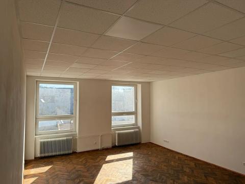 Pronájem kanceláře, Krnov, 9. května, 17 m2