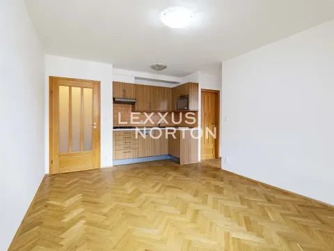 Prodej bytu 2+kk, Praha - Nové Město, Klimentská, 42 m2