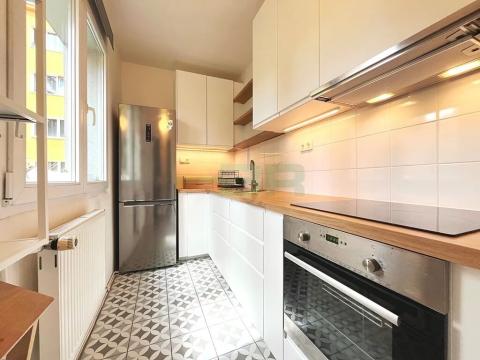 Pronájem bytu 2+kk, Praha - Strašnice, Krupská, 46 m2