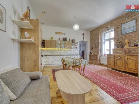 Prodej bytu 2+kk, Plzeň - Jižní Předměstí, Koperníkova, 76 m2