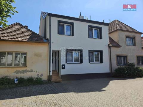 Prodej činžovního domu, Bzenec, K. H. Borovského, 160 m2