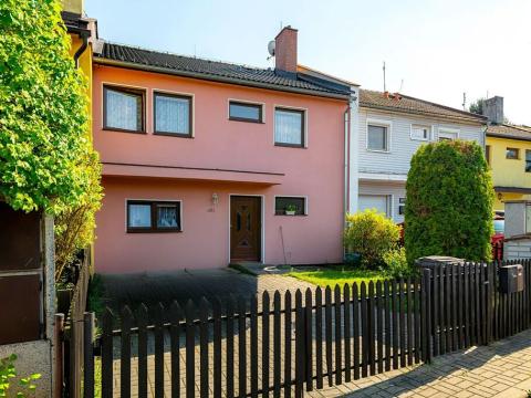 Prodej rodinného domu, Vroutek, Na Hůrce, 140 m2