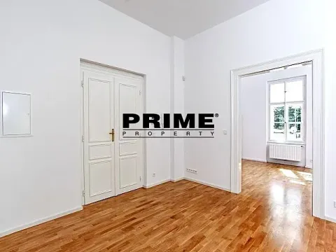 Pronájem kanceláře, Praha - Vinohrady, Fričova, 74 m2