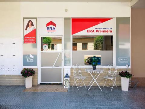 Prodej obchodního prostoru, Hluboká nad Vltavou, Masarykova, 35 m2