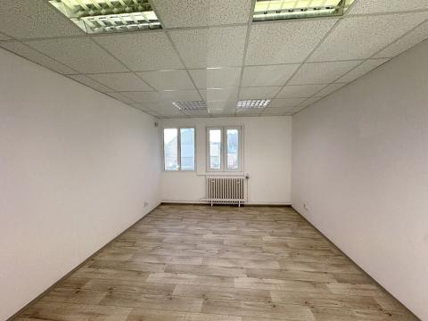 Pronájem kanceláře, Česká Lípa, Újezd, 18 m2