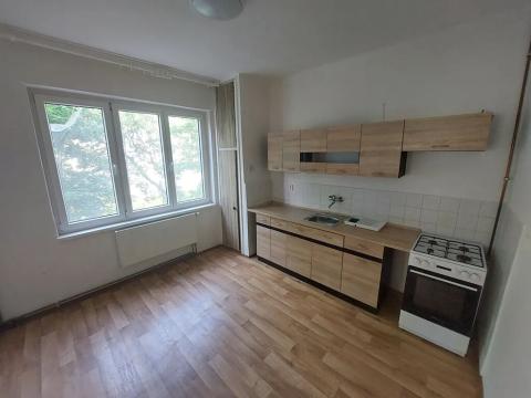 Pronájem bytu 2+1, Most, Vítězslava Nezvala, 69 m2