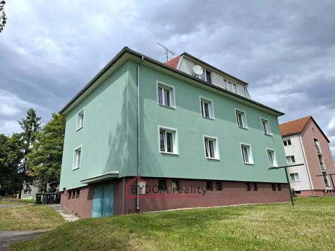 Prodej bytu 2+1, Tlučná, V Rybníčkách, 62 m2