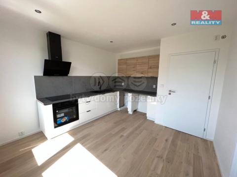 Pronájem bytu 2+kk, Ústí nad Labem - Severní Terasa, Višňová, 36 m2
