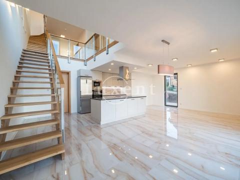 Pronájem rodinného domu, Praha - Hlubočepy, V bokách II, 219 m2