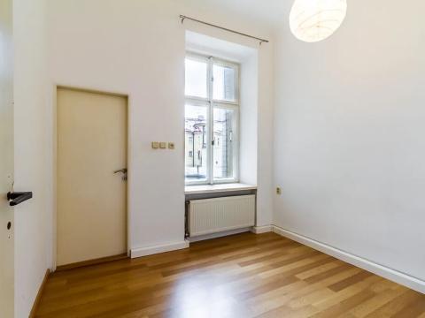 Pronájem bytu 2+1, Praha - Vinohrady, Bělehradská, 39 m2
