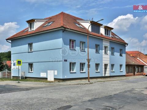 Pronájem bytu 1+kk, Dolní Kounice, nám. Míru, 27 m2