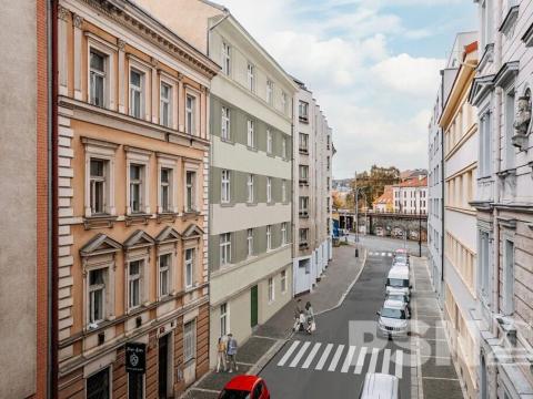 Prodej bytu 3+kk, Praha - Vyšehrad, Neklanova, 90 m2