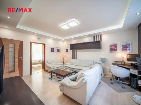 Prodej bytu 4+1, Praha - Hlubočepy, Gabinova, 90 m2