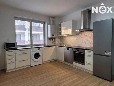 Pronájem bytu 2+kk, Praha - Košíře, Plzeňská, 53 m2
