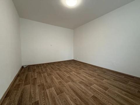 Pronájem bytu 2+1, Rosice, Komenského náměstí, 60 m2