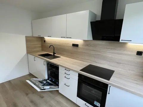 Pronájem bytu 4+1, Most, Jana Kříže, 87 m2