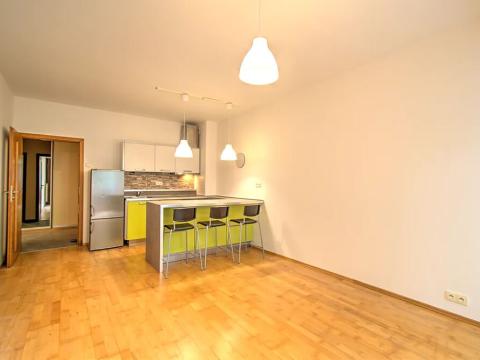 Pronájem bytu 2+kk, Praha - Žižkov, Jeseniova, 51 m2