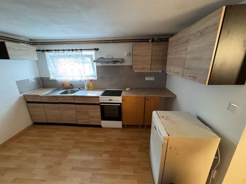 Pronájem bytu 1+1, Javorník, Bezručova, 56 m2