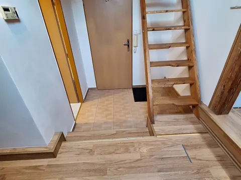 Pronájem bytu 1+1, Praha - Michle, Jihlavská, 42 m2