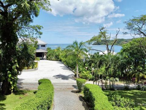 Prodej chaty, Coxen Hole, Roatán, Honduras, 464 m2