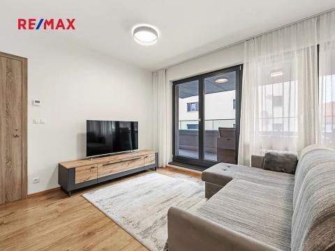 Pronájem bytu 2+kk, Praha - Libeň, Vojenova, 58 m2